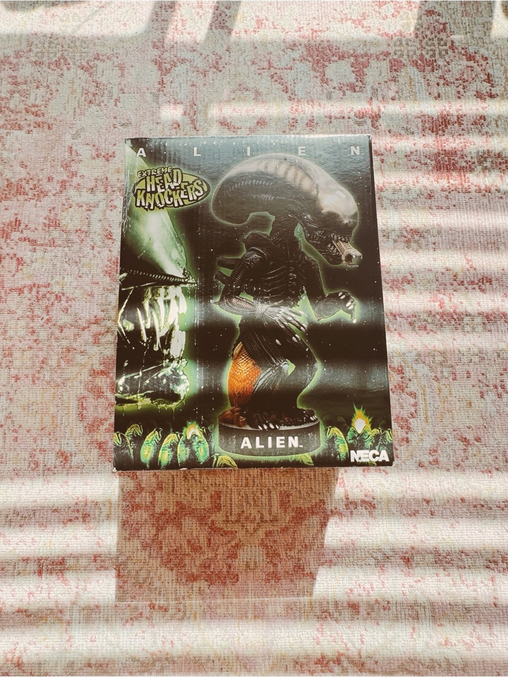 NECA Alien Extreme Head Knocker Bobblehead - Black & Green